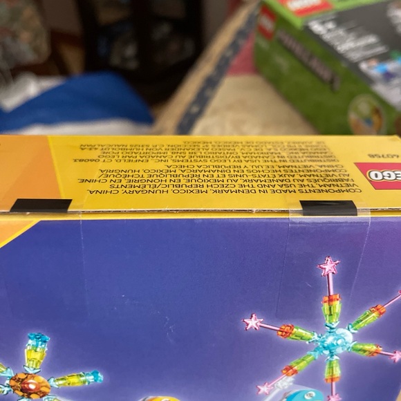 LEGO Creator Colorful Ferris Wheel Set - Picture 5 of 5